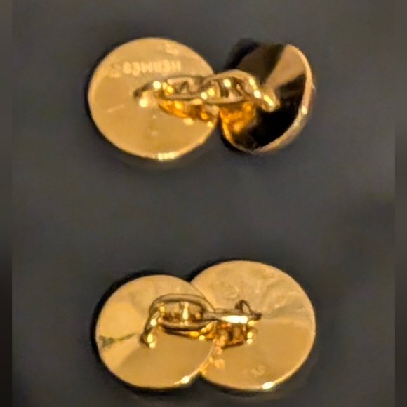 Vintage Hermès 1989 Cufflinks Gold Tone and Black - Picture 4 of 9
